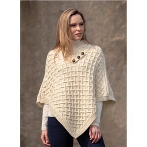 Aran Crafts Nua 100% Merino Wool Poncho M/L